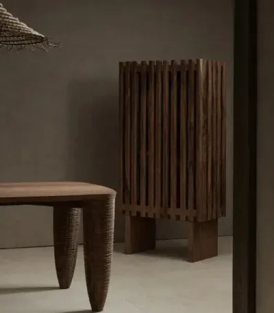 خزانة فري الخشبية، مظهر جذاب، قاعدة قوية